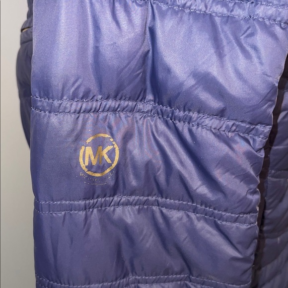 Micheal Kors Women's Navy Puffer Jacket S EUC w bag just one floss on arm LAPic - Picture 3 of 7